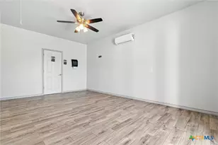 180 Honeysuckle Dr, Killeen, TX 76549 - Photo 42