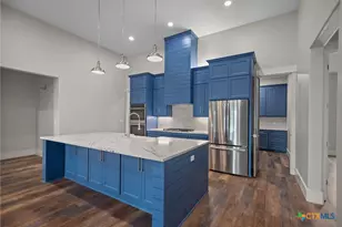 2062 W Harrison Ave, Port O'Connor, TX 77982 - Photo 2