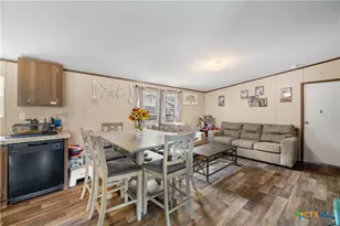 111 Charles St, Cuero, TX 77954 - Photo 12