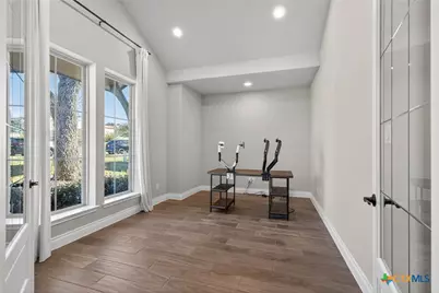 633 Vale Court, New Braunfels, TX 78132 - Photo 16