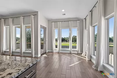 633 Vale Court, New Braunfels, TX 78132 - Photo 14