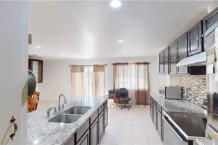 101 Canterbury Ln, Victoria, TX 77904 - Photo 6