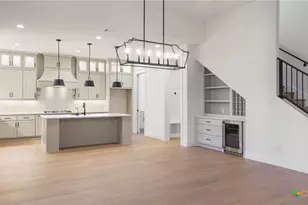 5668 Dry Comal Dr, New Braunfels, TX 78132 - Photo 12