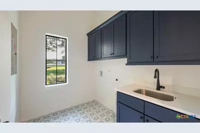 5668 Dry Comal Dr., New Braunfels, TX 78132 - Photo 36