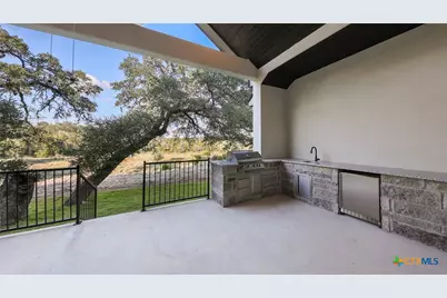 5668 Dry Comal Dr., New Braunfels, TX 78132 - Photo 6