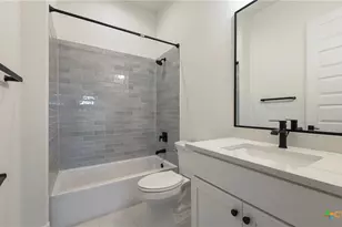 5668 Dry Comal Dr, New Braunfels, TX 78132 - Photo 28