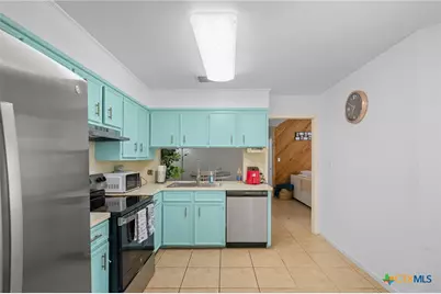 306 Waterford Drive, Victoria, TX 77901 - Photo 8