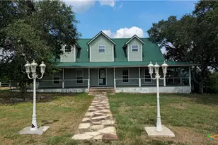 270 Canyon View Dr, Goliad, TX 77963 - Photo 1