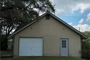 270 Canyon View Dr, Goliad, TX 77963 - Photo 28
