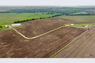 2050 County Road 453, Taylor, TX 78674 - Photo 4