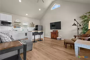 330 Ferryboat Ln, New Braunfels, TX 78130 - Photo 36