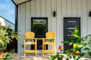 804 W Tyler Ave, Port O'Connor, TX 77982 - Photo 2