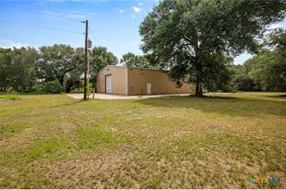 2018 County Road 125, Edna, TX 77957 - Photo 16