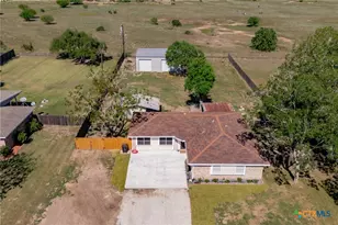 208 Eleanor St, Victoria, TX 77904 - Photo 30