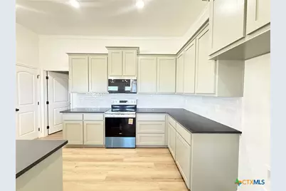 5302 Lassen Lane, Belton, TX 76513 - Photo 8