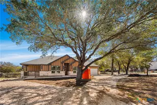 23102 Shady Forest Dr, Elmendorf, TX 78112 - Photo 4