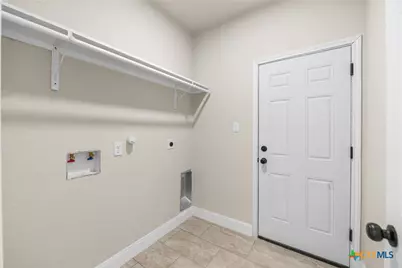 23102 Shady Forest Dr, Elmendorf, TX 78112 - Photo 16