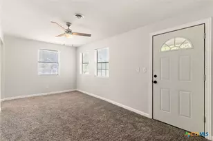 504 N 2nd St, Copperas Cove, TX 76522 - Photo 2