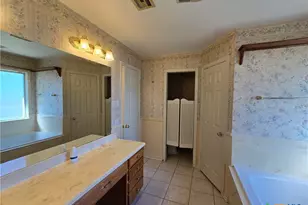 2633 Bottoms East Rd, Troy, TX 76579 - Photo 12