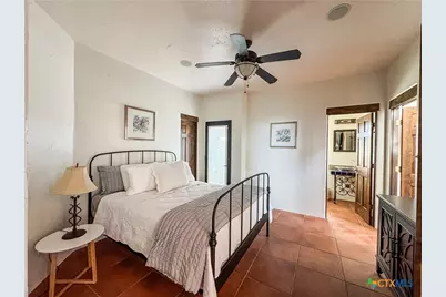 2000 Village Oak, Canyon Lake, TX 78133 - Photo 28