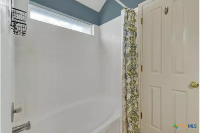 2113 Sungate Drive, New Braunfels, TX 78130 - Photo 12