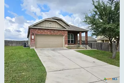 729 Community Drive, New Braunfels, TX 78132 - Photo 1