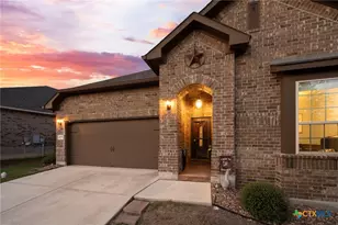 1573 Las Fontanasa, New Braunfels, TX 78132 - Photo 2