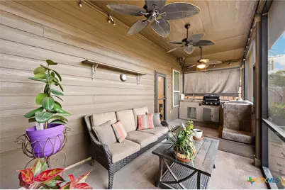 1573 Las Fontanasa, New Braunfels, TX 78132 - Photo 34