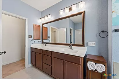 1573 Las Fontanasa, New Braunfels, TX 78132 - Photo 24