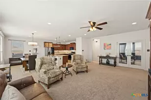 1573 Las Fontanasa, New Braunfels, TX 78132 - Photo 10