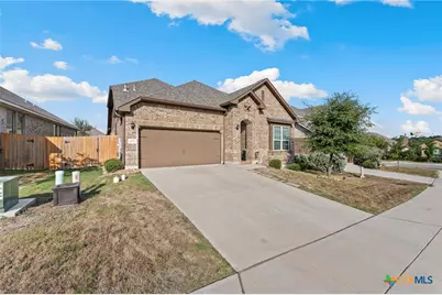 1573 Las Fontanasa, New Braunfels, TX 78132 - Photo 6