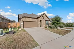 1573 Las Fontanasa, New Braunfels, TX 78132 - Photo 6