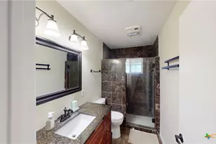 105 Tropical Dr, Victoria, TX 77904 - Photo 18