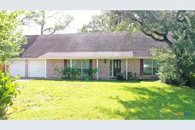 105 Tropical Drive, Victoria, TX 77904 - Photo 2
