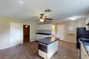 105 Tropical Dr, Victoria, TX 77904 - Photo 34