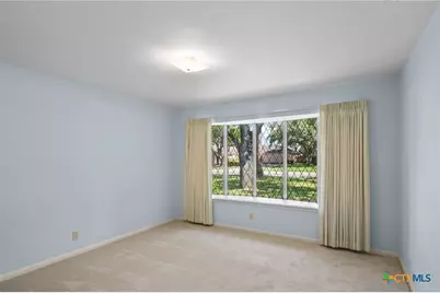 203 Whispering Creek Street, Victoria, TX 77904 - Photo 22