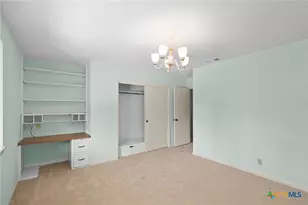 203 Whispering Creek St, Victoria, TX 77904 - Photo 20