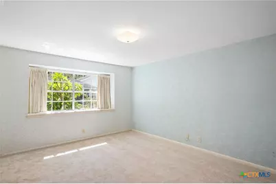 203 Whispering Creek Street, Victoria, TX 77904 - Photo 14