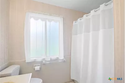 203 Whispering Creek Street, Victoria, TX 77904 - Photo 26