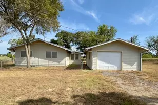 927 US Hwy 77A, Cuero, TX 77954 - Photo 6