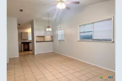 614 Mill Street #B, San Marcos, TX 78666 - Photo 10