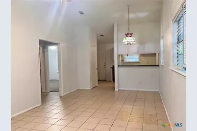614 Mill Street #B, San Marcos, TX 78666 - Photo 2