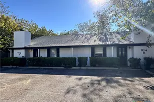 614 Mill St, San Marcos, TX 78666 - Photo 6