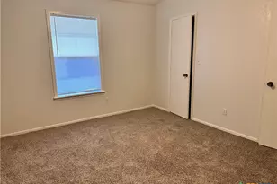 614 Mill St, San Marcos, TX 78666 - Photo 14