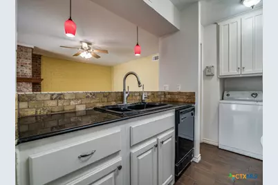 2009 Town Court, Garland, TX 75041 - Photo 6