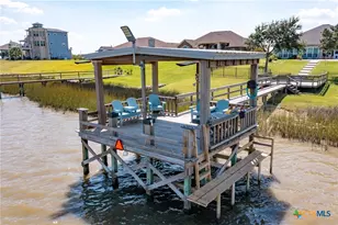 68 N Blue Heron Dr, Port Lavaca, TX 77979 - Photo 32