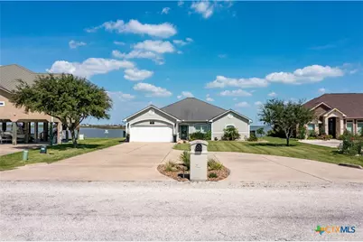 68 N Blue Heron Drive, Port Lavaca, TX 77979 - Photo 2