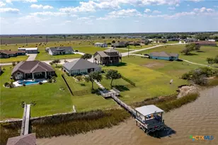 68 N Blue Heron Dr, Port Lavaca, TX 77979 - Photo 40