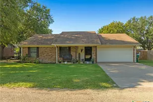 105 Rebecca Rd, Moody, TX 76557 - Photo 2