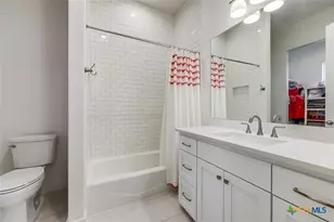 233 Lakefront Dr, Lago Vista, TX 78645 - Photo 34